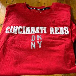 DKNY Sport x Cincinnati Reds MLB Collab Tee Shirt XL